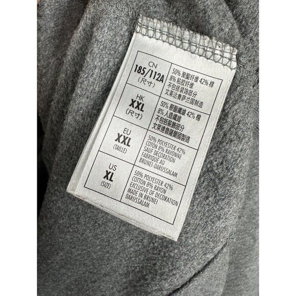 Disney Parks Disney World Mickey Mouse Santa Gray Long Sleeve‎ Shirt Christmas - Picture 4 of 6